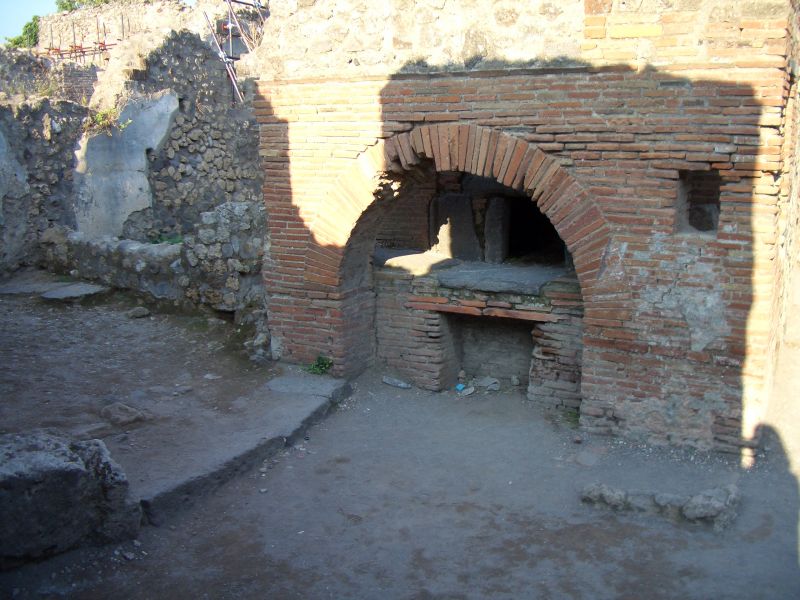 Esempio forno a legna dell'antica Roma