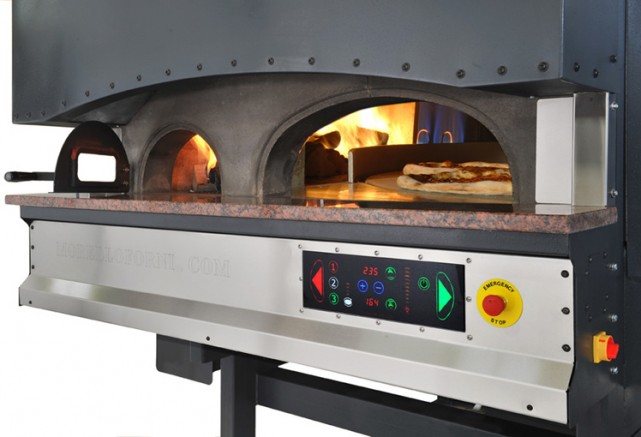 Funzionamento di un forno a gas e a legna per la cottura ottimale di pane e pizza